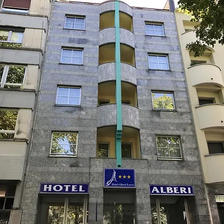 Alberi מלון 3*