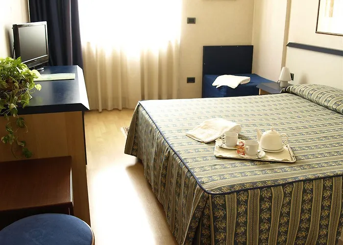 阿尔贝利酒店 莱科