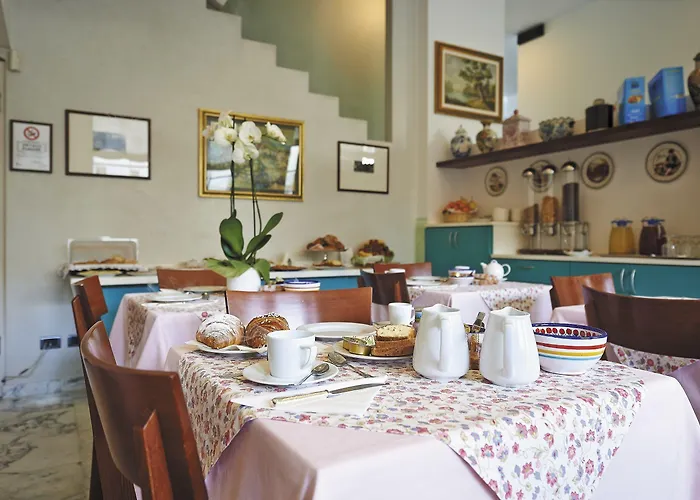 阿尔贝利酒店 酒店 3*