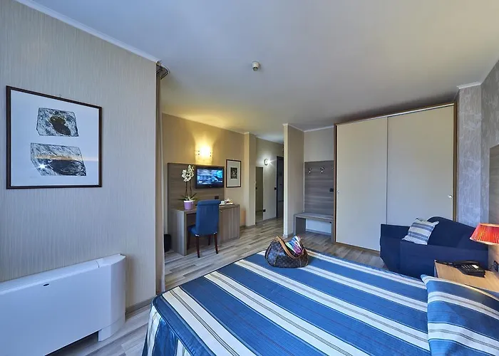 阿尔贝利酒店 3*